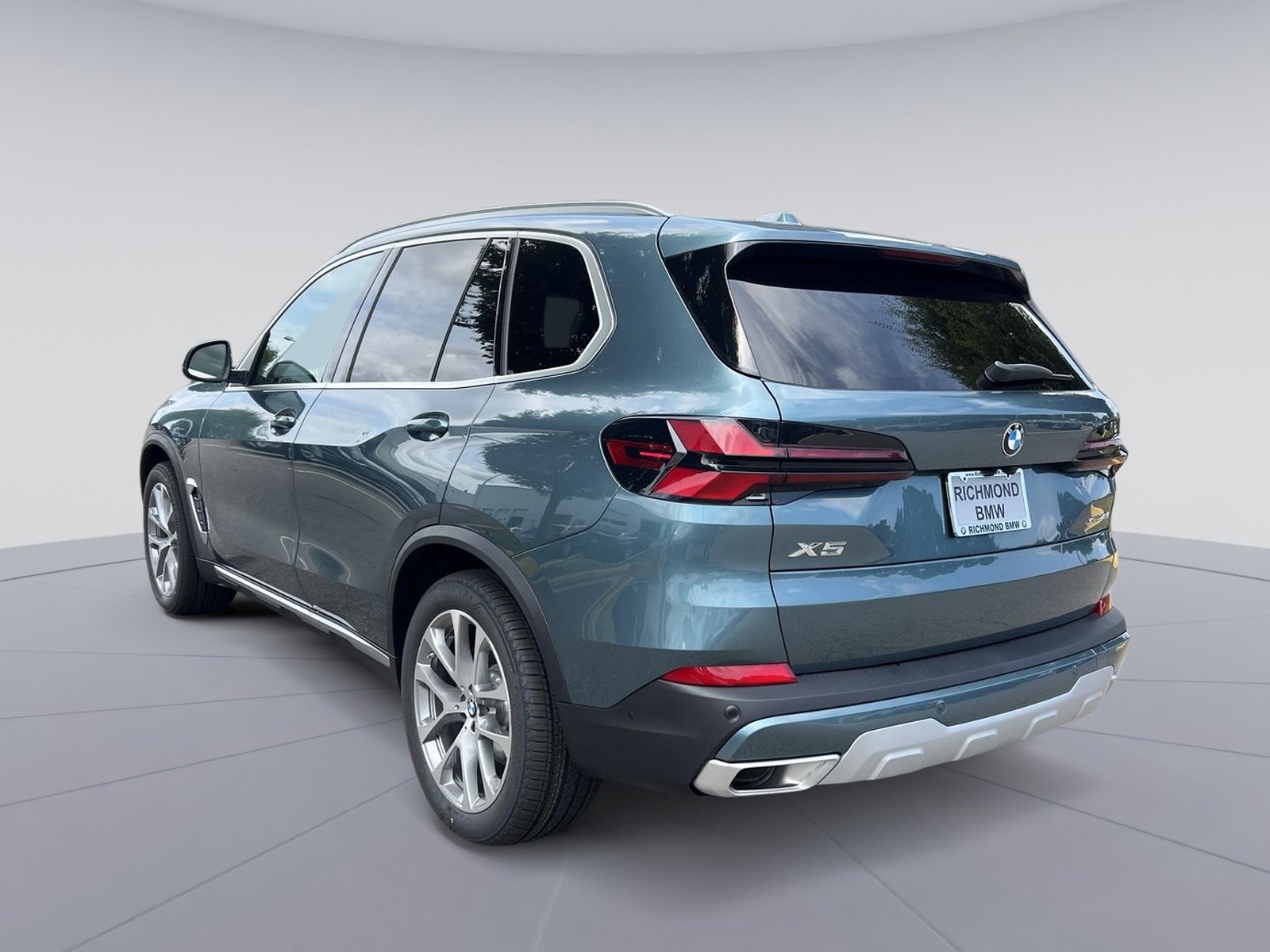 2026 Bmw X5 xDrive40i photo 3