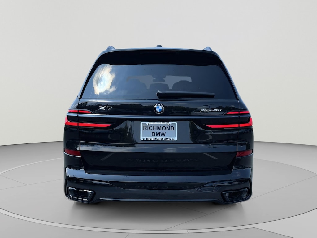 New 2027 BMW X7 xDrive40i SUV