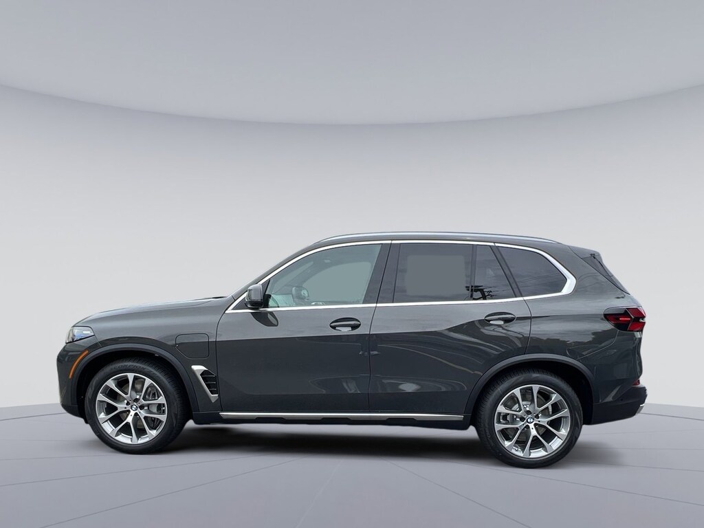 New 2026 BMW X5 PHEV xDrive50e SUV