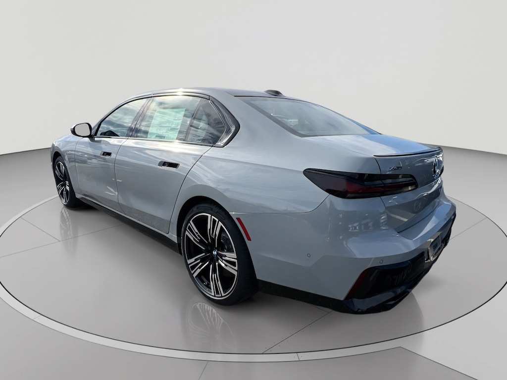 New 2026 BMW 760i xDrive Sedan