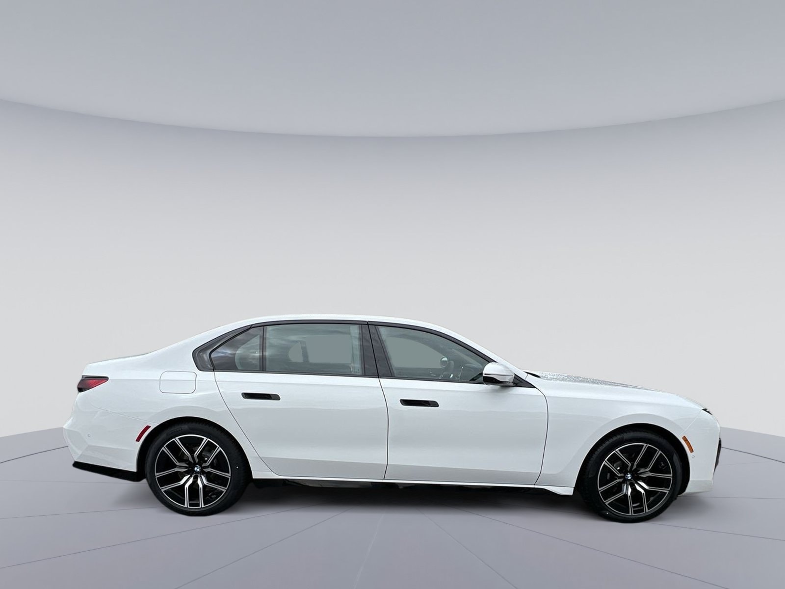 2026 BMW 7 Series 740i - Photo 6