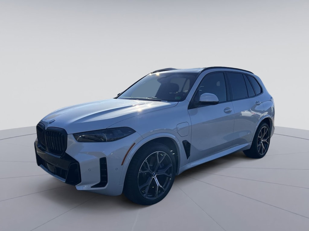 New 2026 BMW X5 PHEV xDrive50e SUV