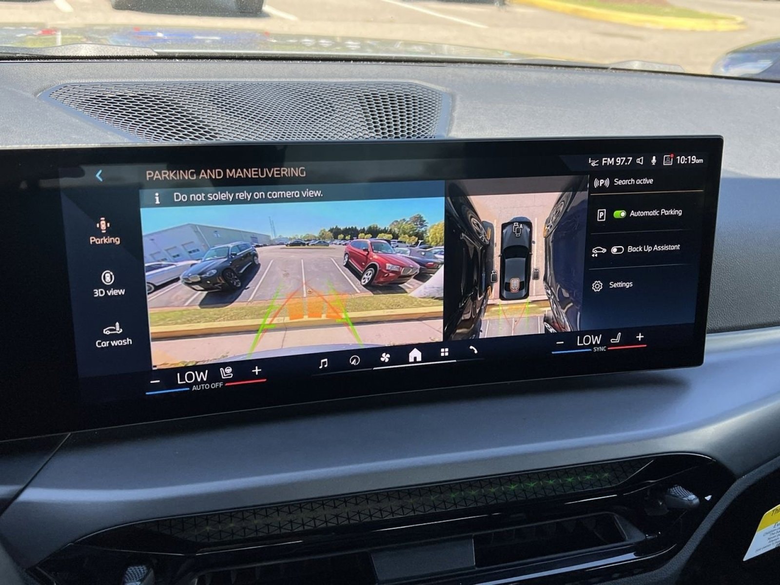 2025 BMW 2 Series 230i - Photo 20