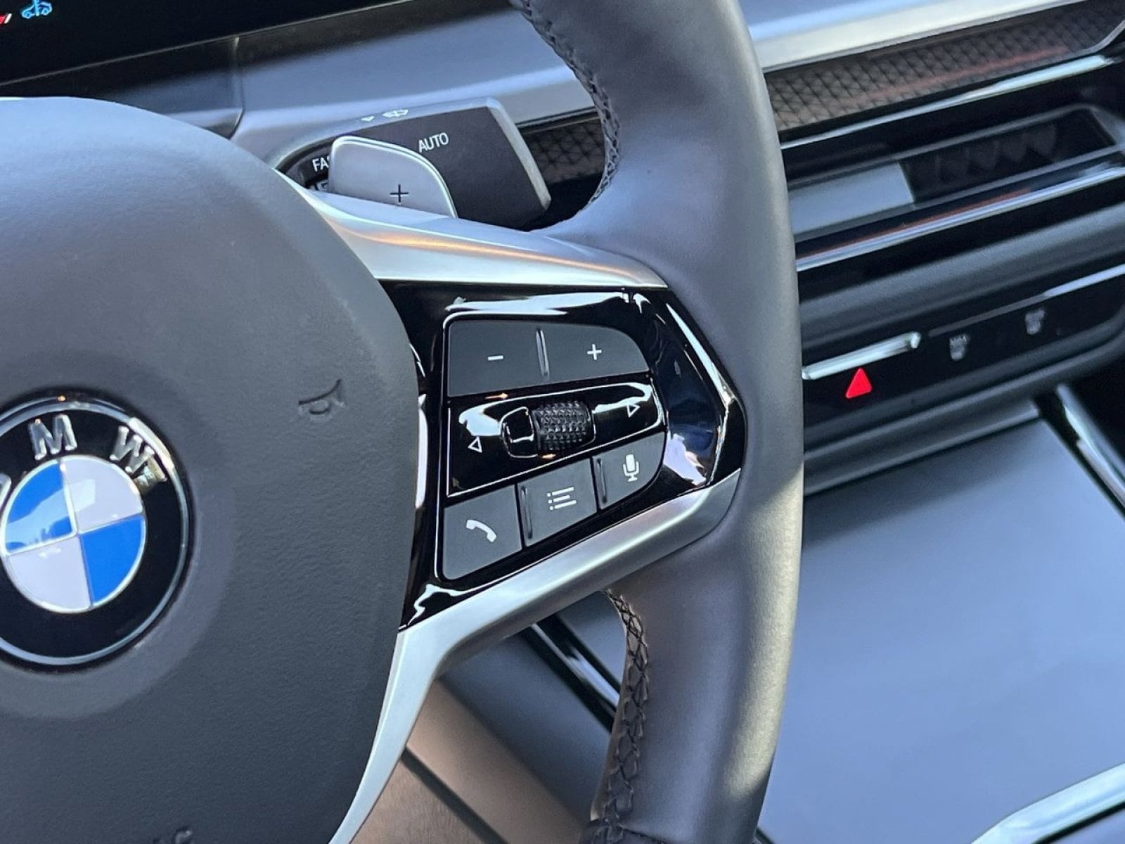 2025 BMW 2 Series 230i - Photo 33