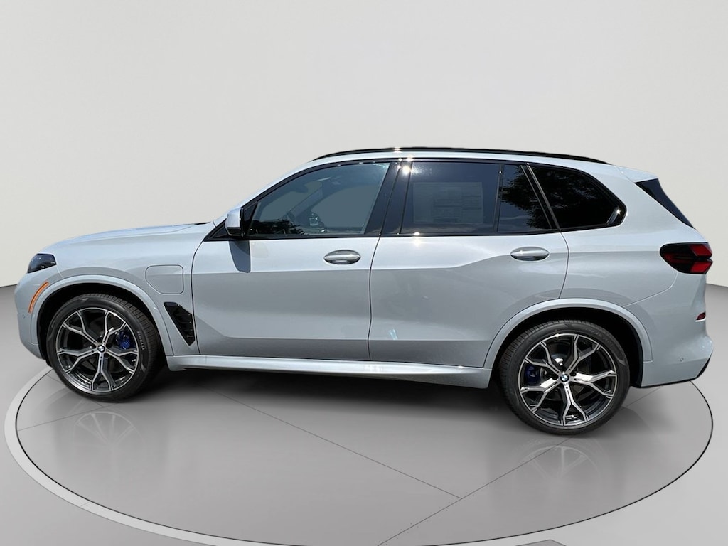 New 2026 BMW X5 PHEV xDrive50e SUV