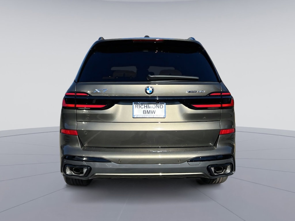 New 2026 BMW X7 xDrive40i SUV