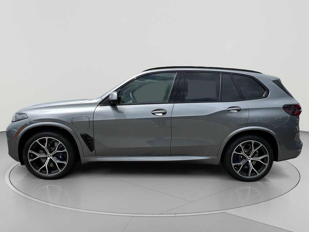 New 2026 BMW X5 PHEV xDrive50e SUV