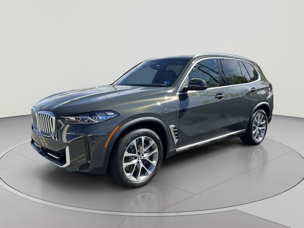 New 2026 BMW X5 PHEV xDrive50e SUV