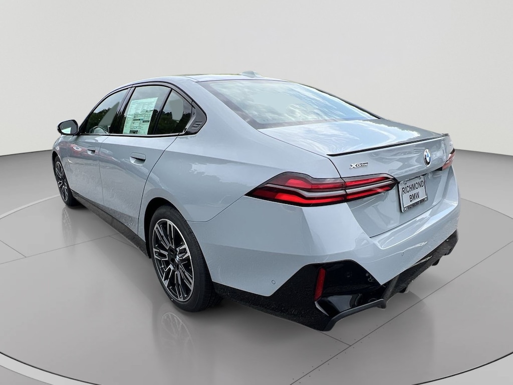 New 2027 BMW 530i xDrive Sedan