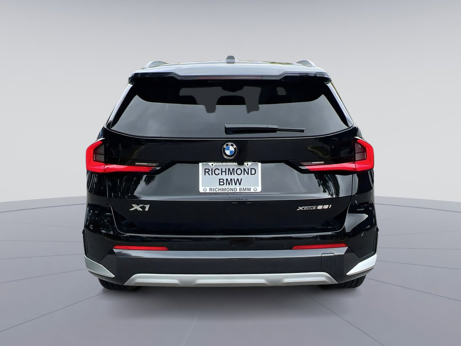 2025 Bmw X1 XDrive28i photo 2