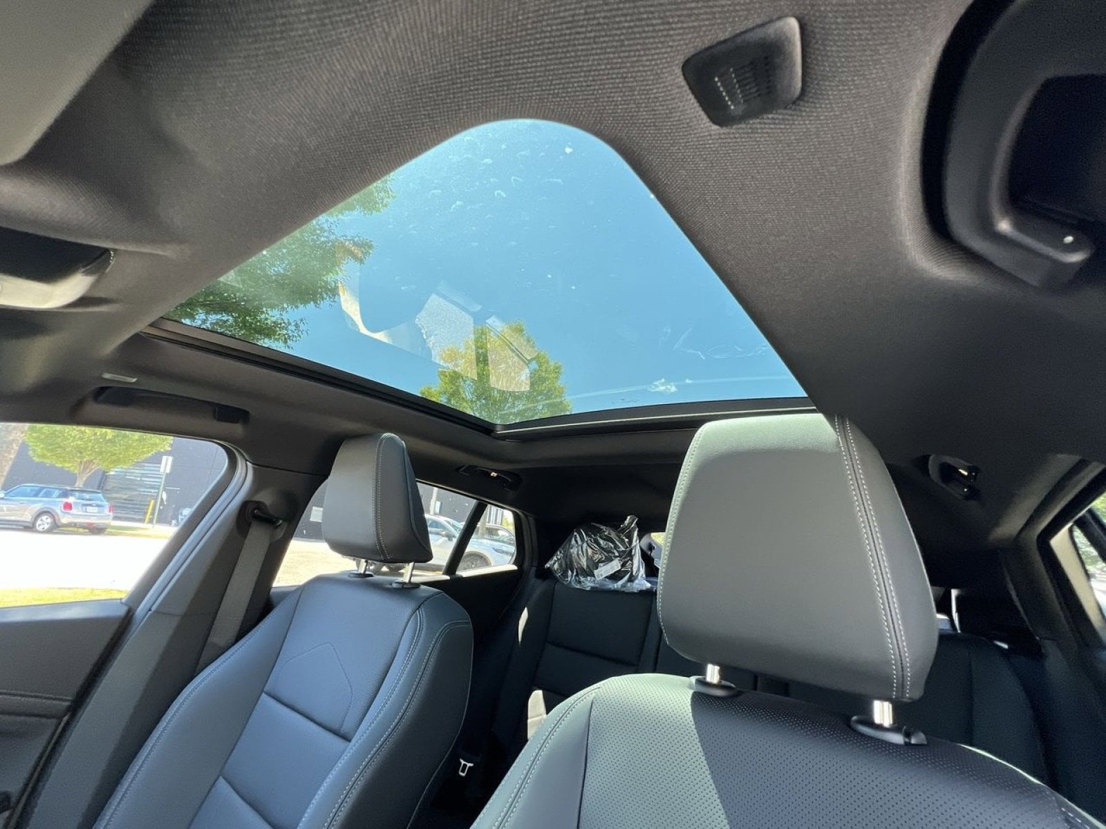 2026 BMW X2 28i - Photo 21