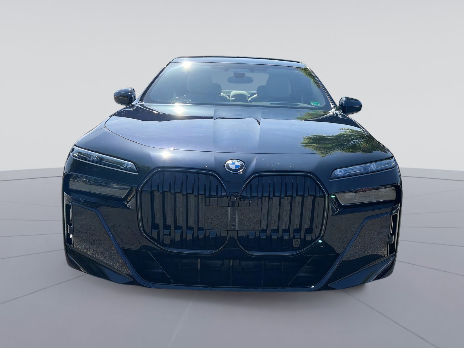 2025 BMW i7 50 - Photo 8