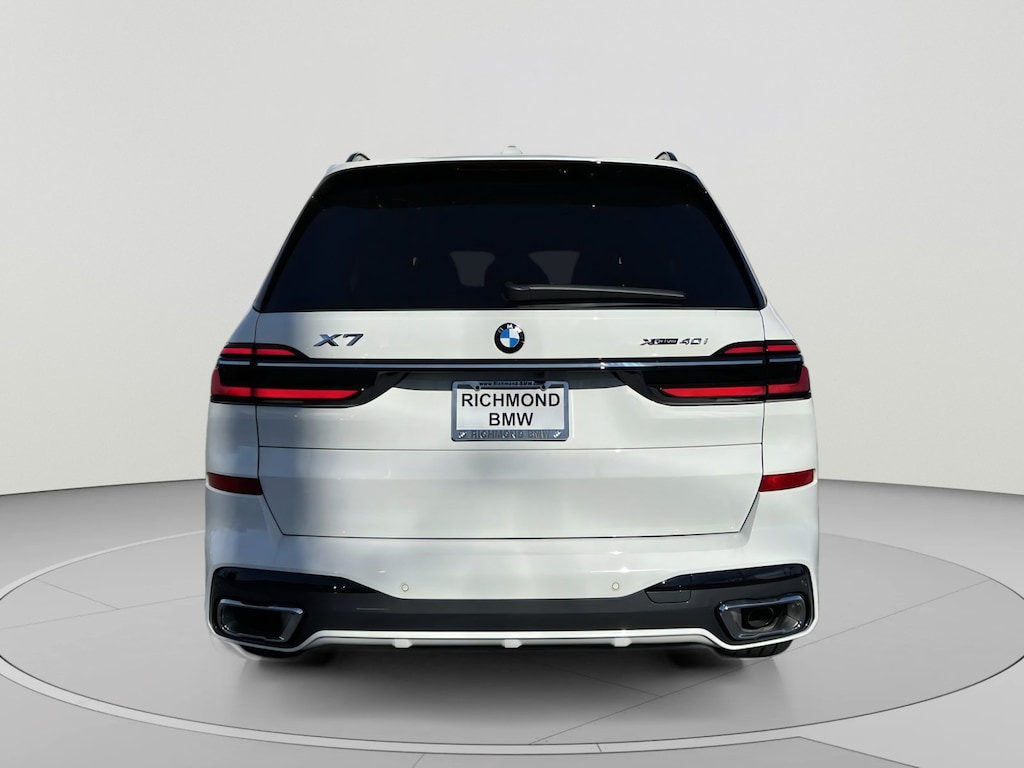 New 2026 BMW X7 xDrive40i SUV