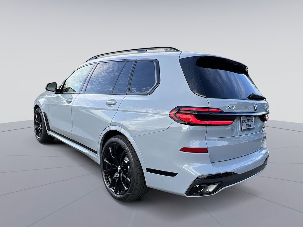 New 2026 BMW X7 xDrive40i SUV