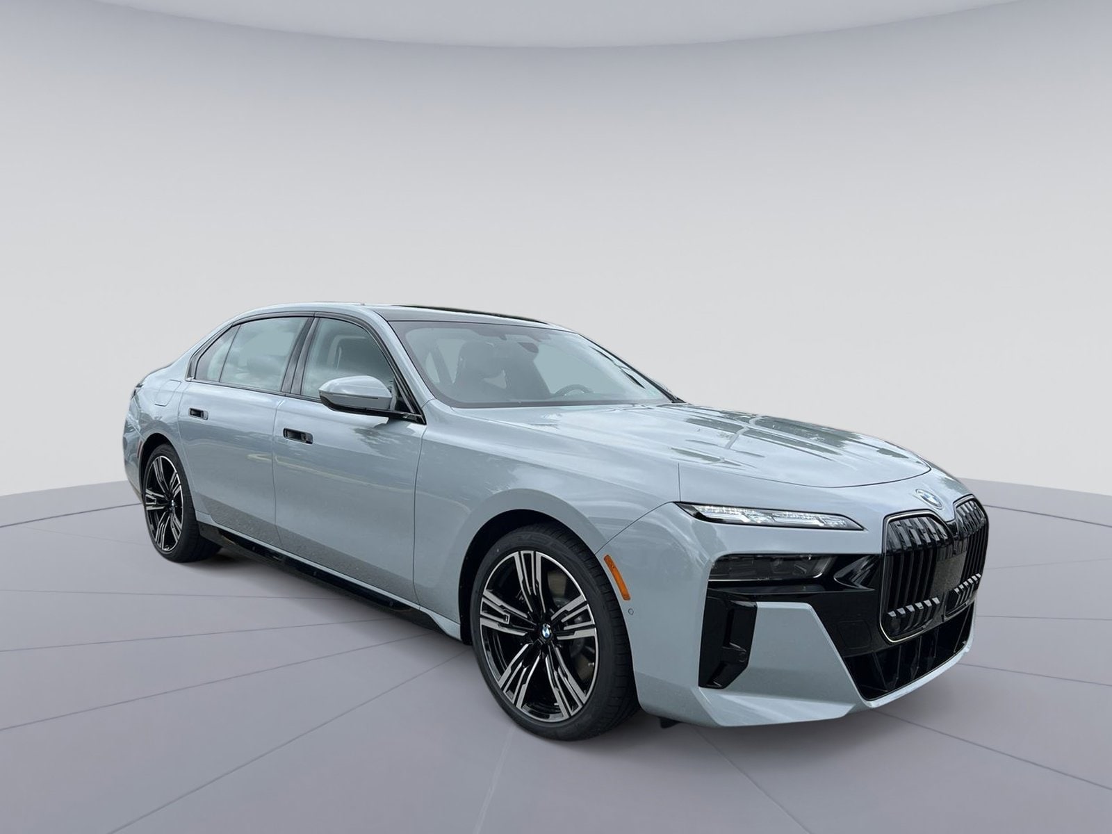 2025 BMW 7 Series 740i - Photo 7