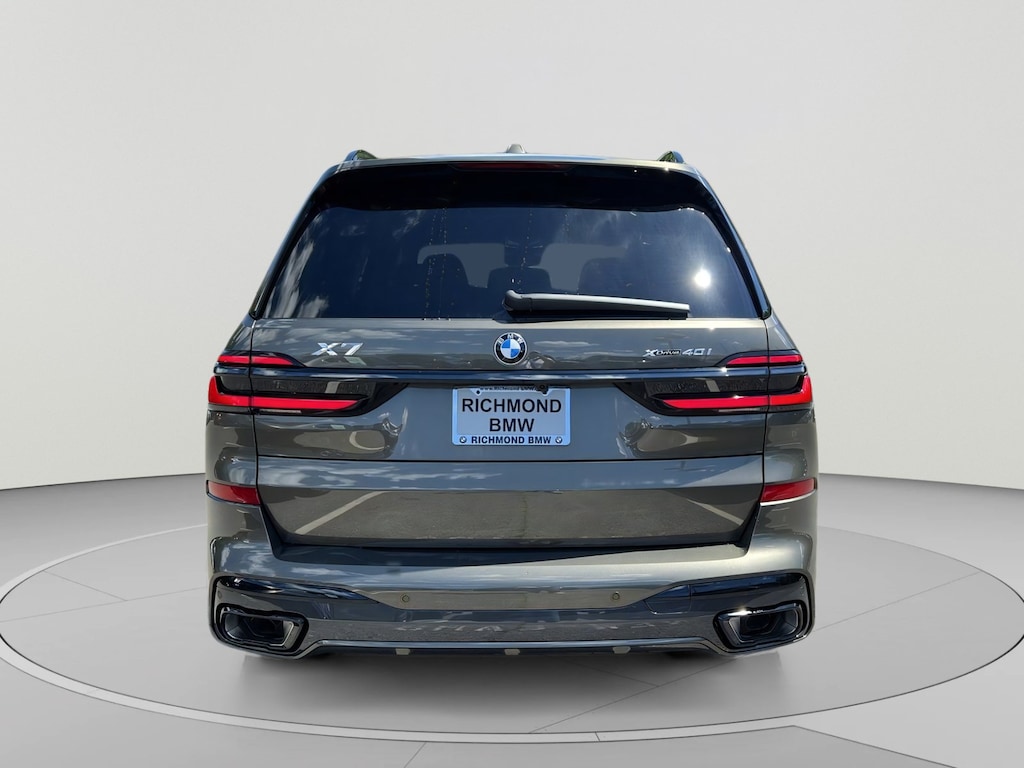 New 2027 BMW X7 xDrive40i SUV