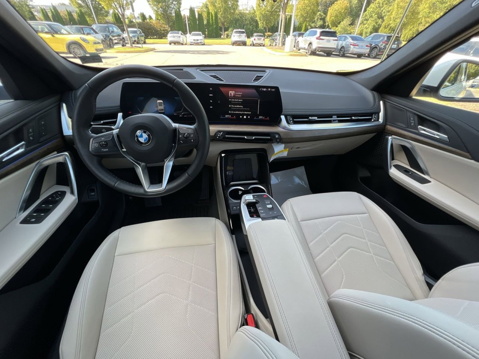 2025 Bmw X1 XDrive28i photo 2