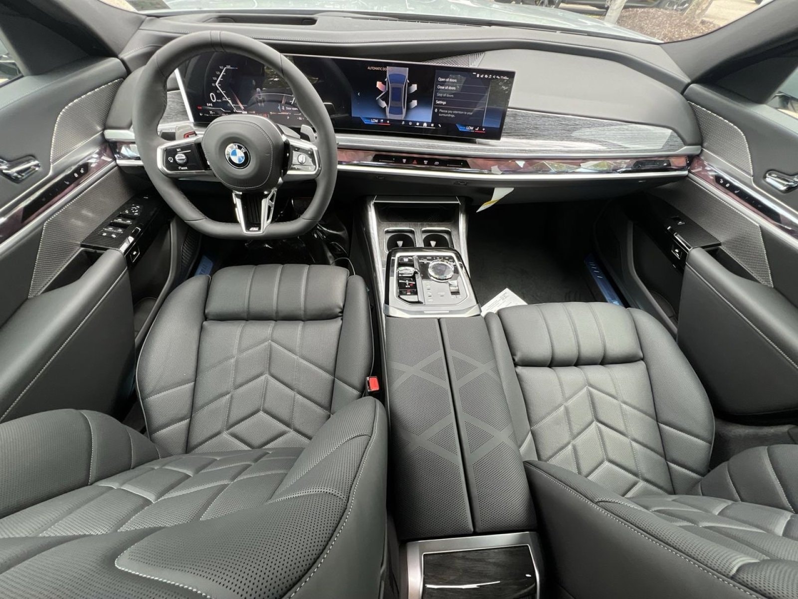 2025 BMW 7 Series 740i - Photo 20