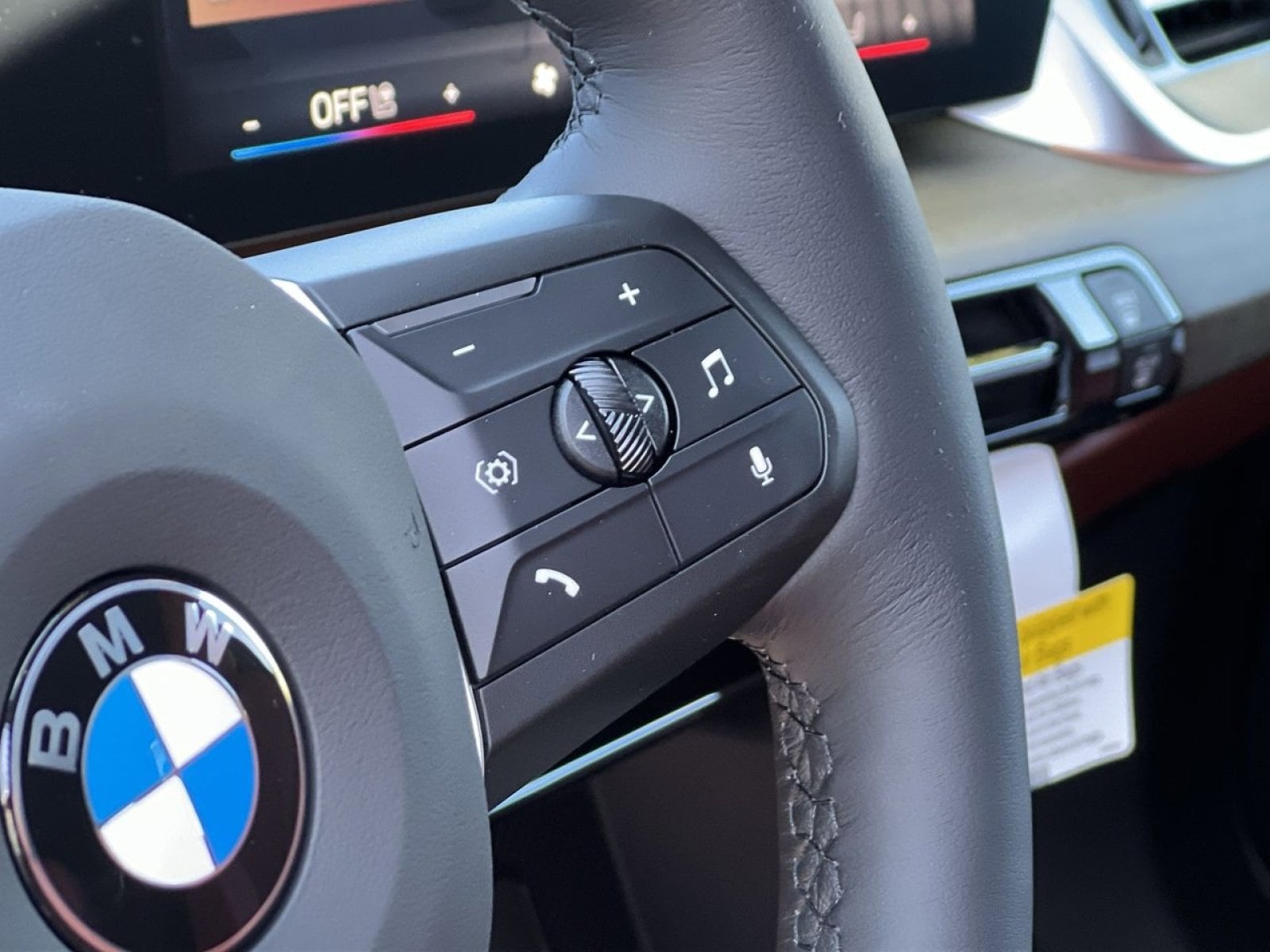 2026 BMW X1 28i - Photo 29