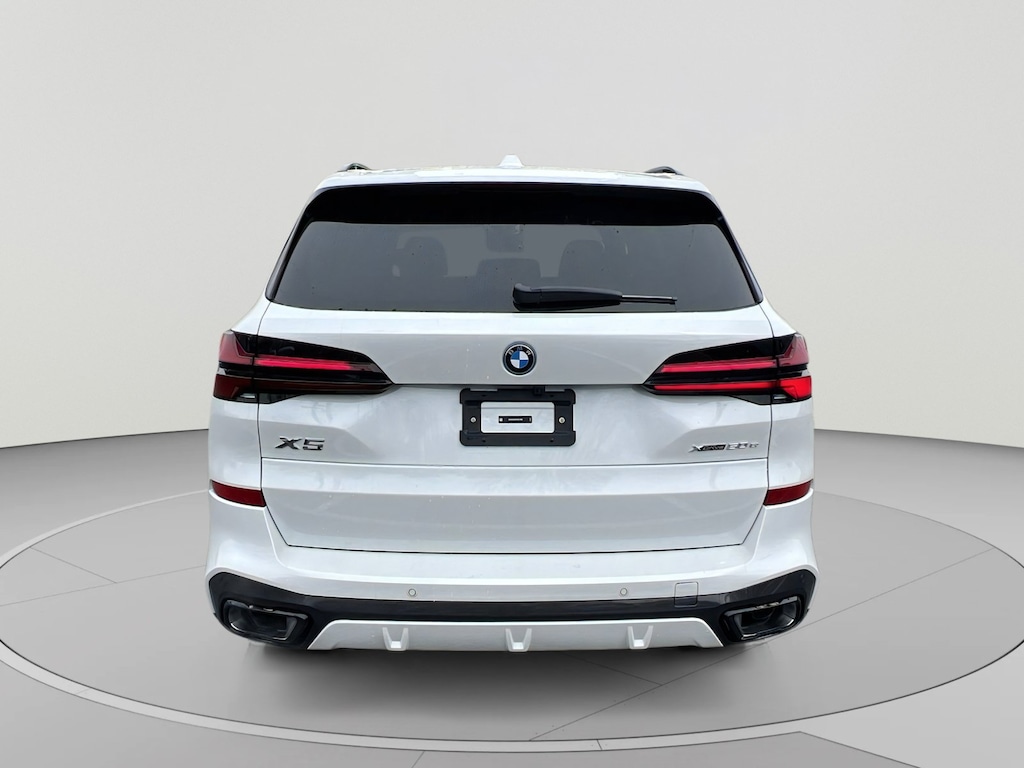 New 2026 BMW X5 PHEV xDrive50e SUV