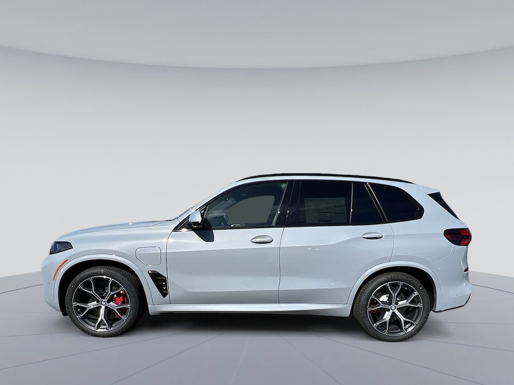 New 2026 BMW X5 PHEV xDrive50e SUV