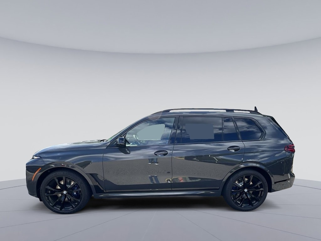 New 2026 BMW X7 M60i SUV