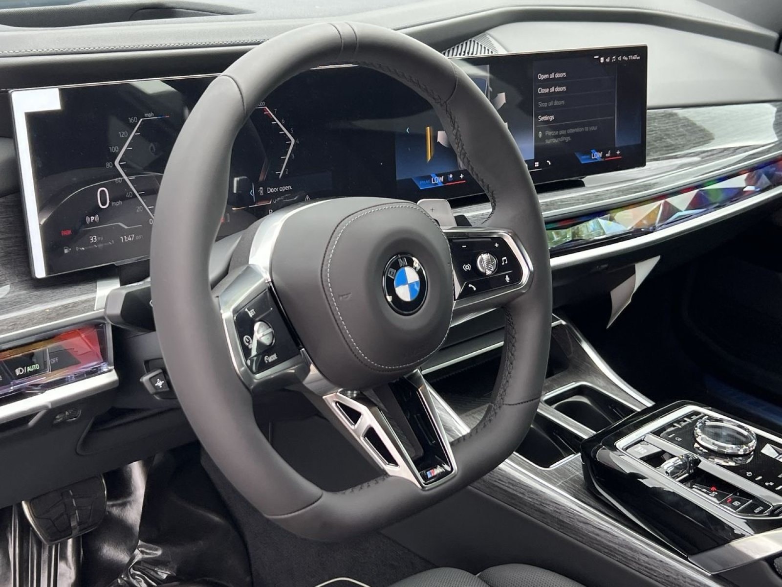 2025 BMW 7 Series 740i - Photo 13