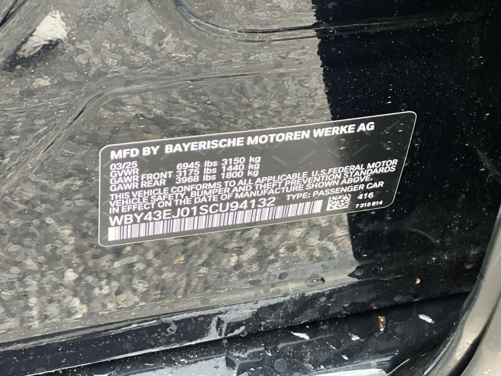 2025 BMW i7 50 - Photo 28