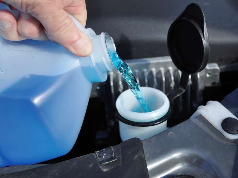 Autobytel-istock-fluid1.jpg