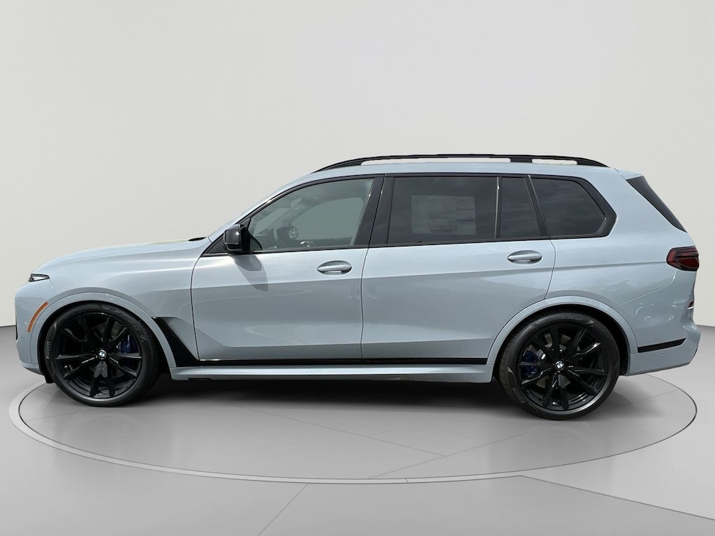 New 2026 BMW X7 M60i SUV