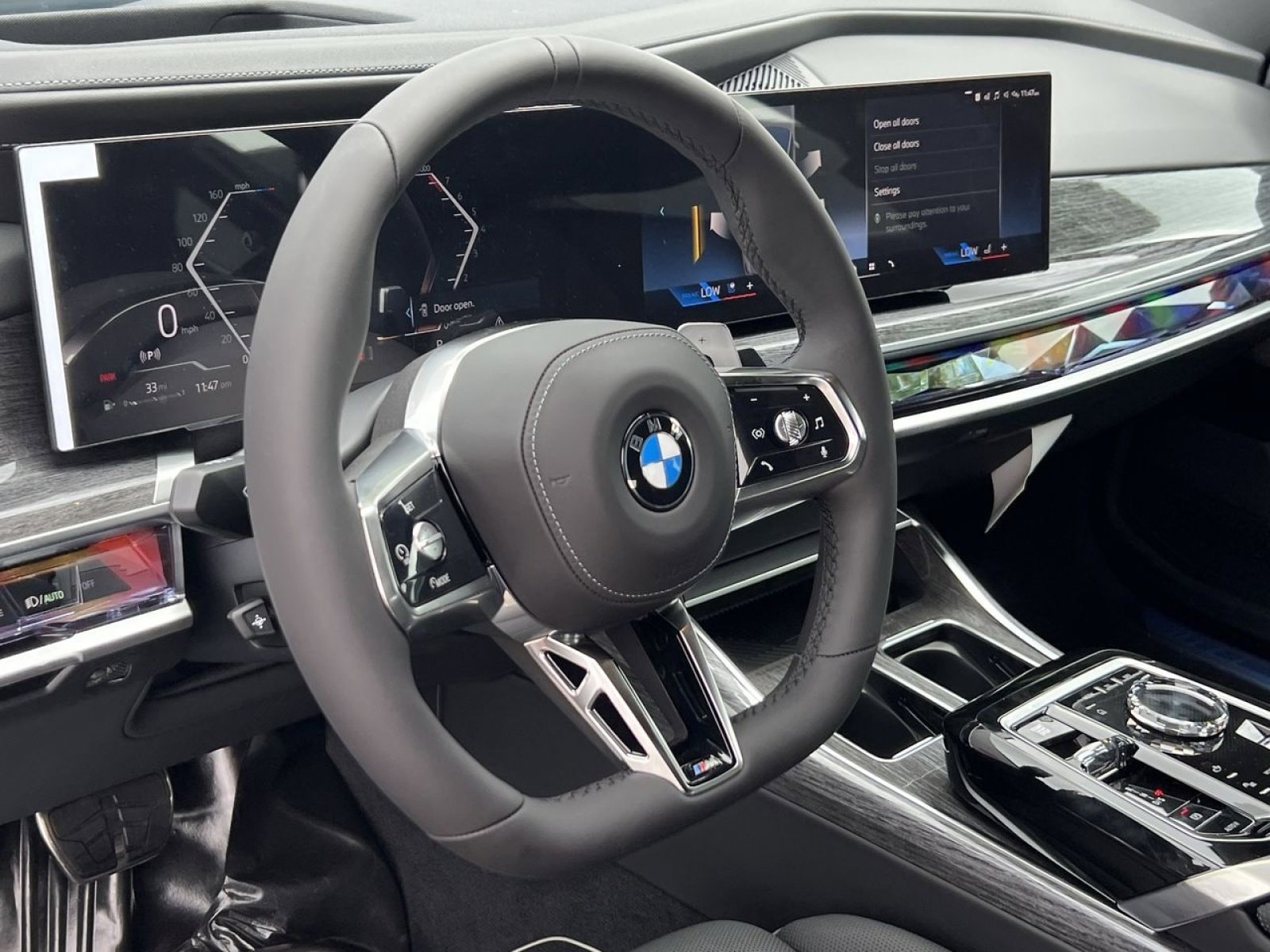 2025 BMW 7 Series 740i - Photo 13