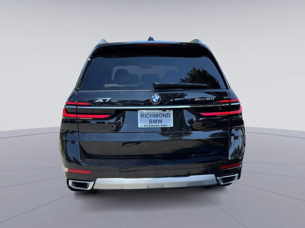 New 2026 BMW X7 xDrive40i SUV