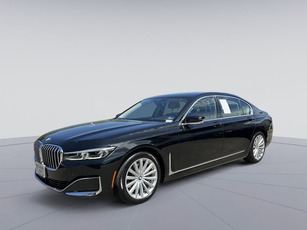 Used 2022 BMW 740i xDrive Sedan