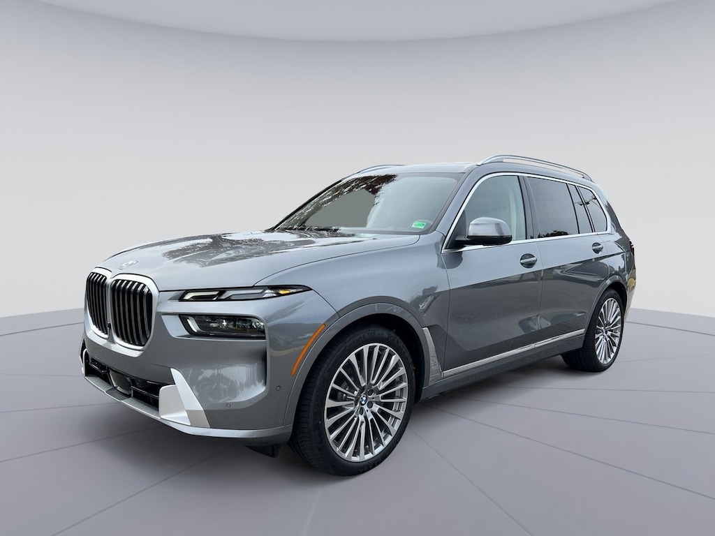 New 2026 BMW X7 xDrive40i SUV