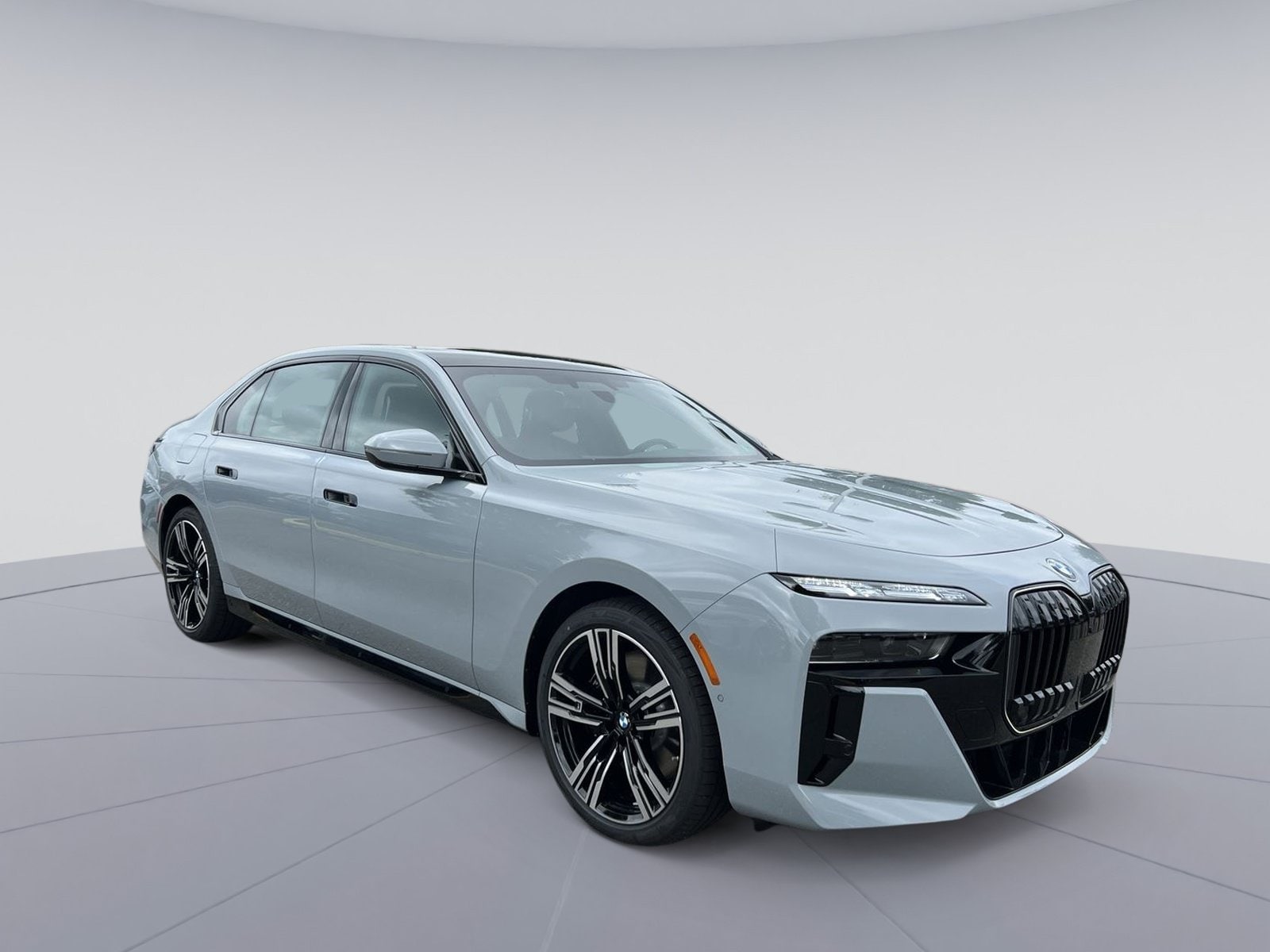 2025 BMW 7 Series 740i - Photo 7