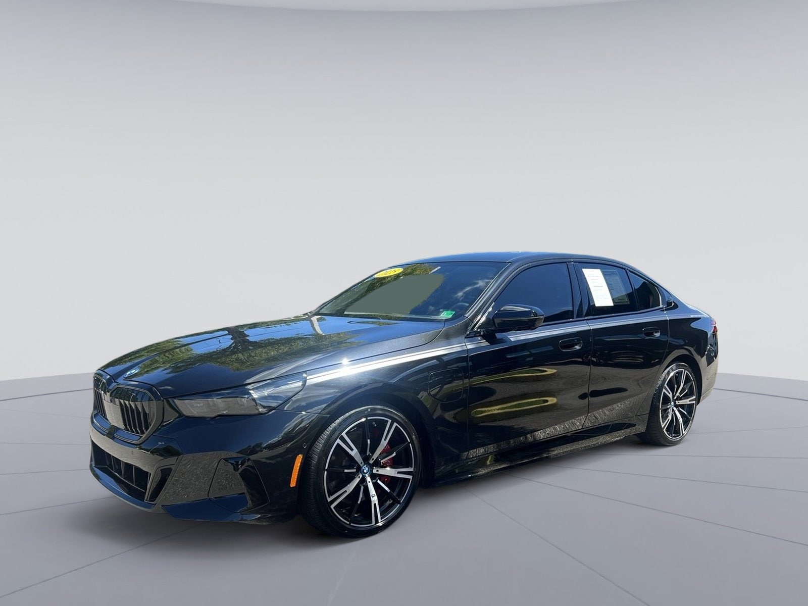 2025 BMW 550e xDrive