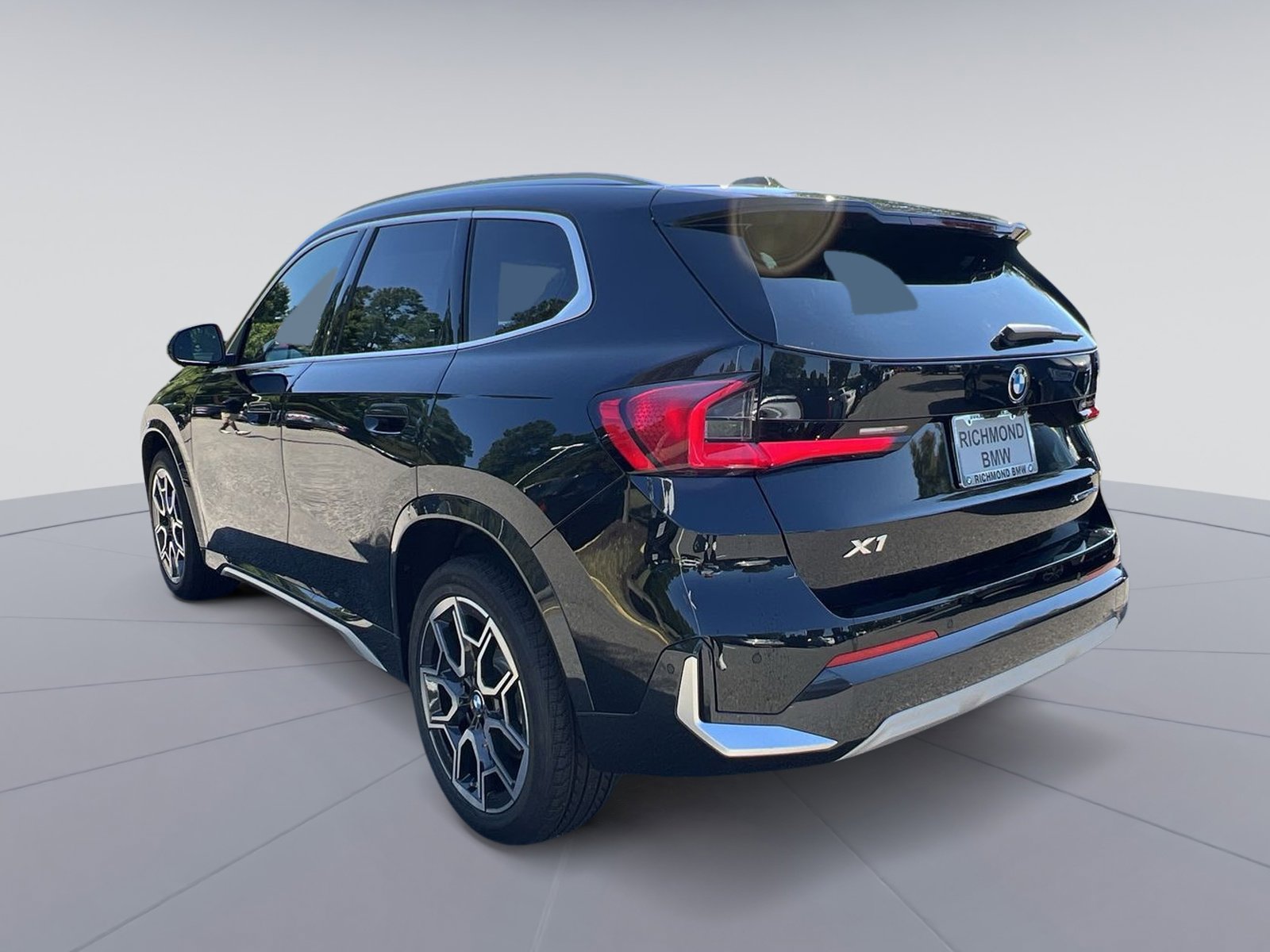2026 Bmw X1 XDrive28i photo 3
