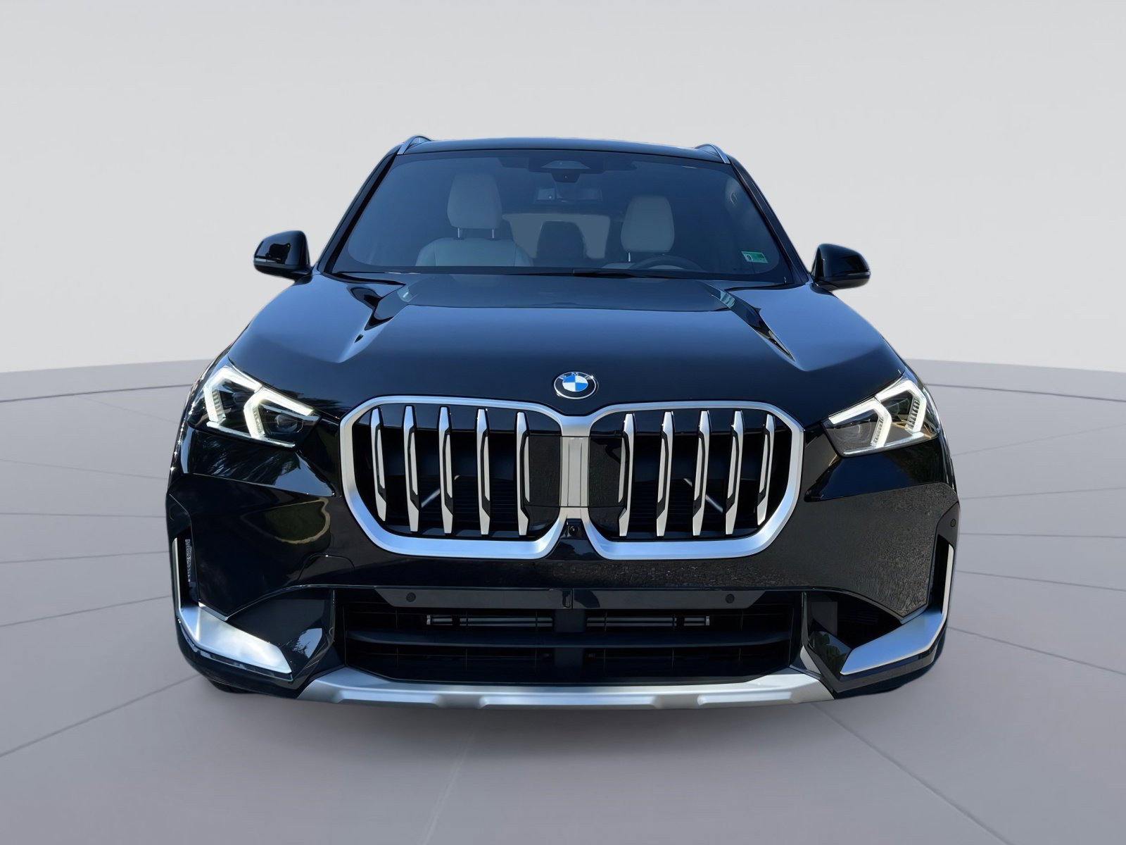 2026 BMW X1 28i - Photo 8