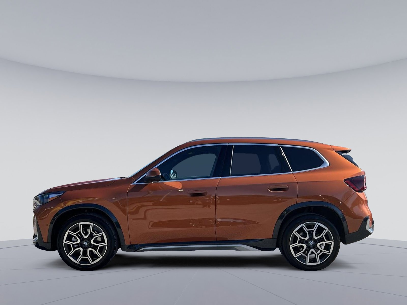 2025 Bmw X1 XDrive28i photo 2