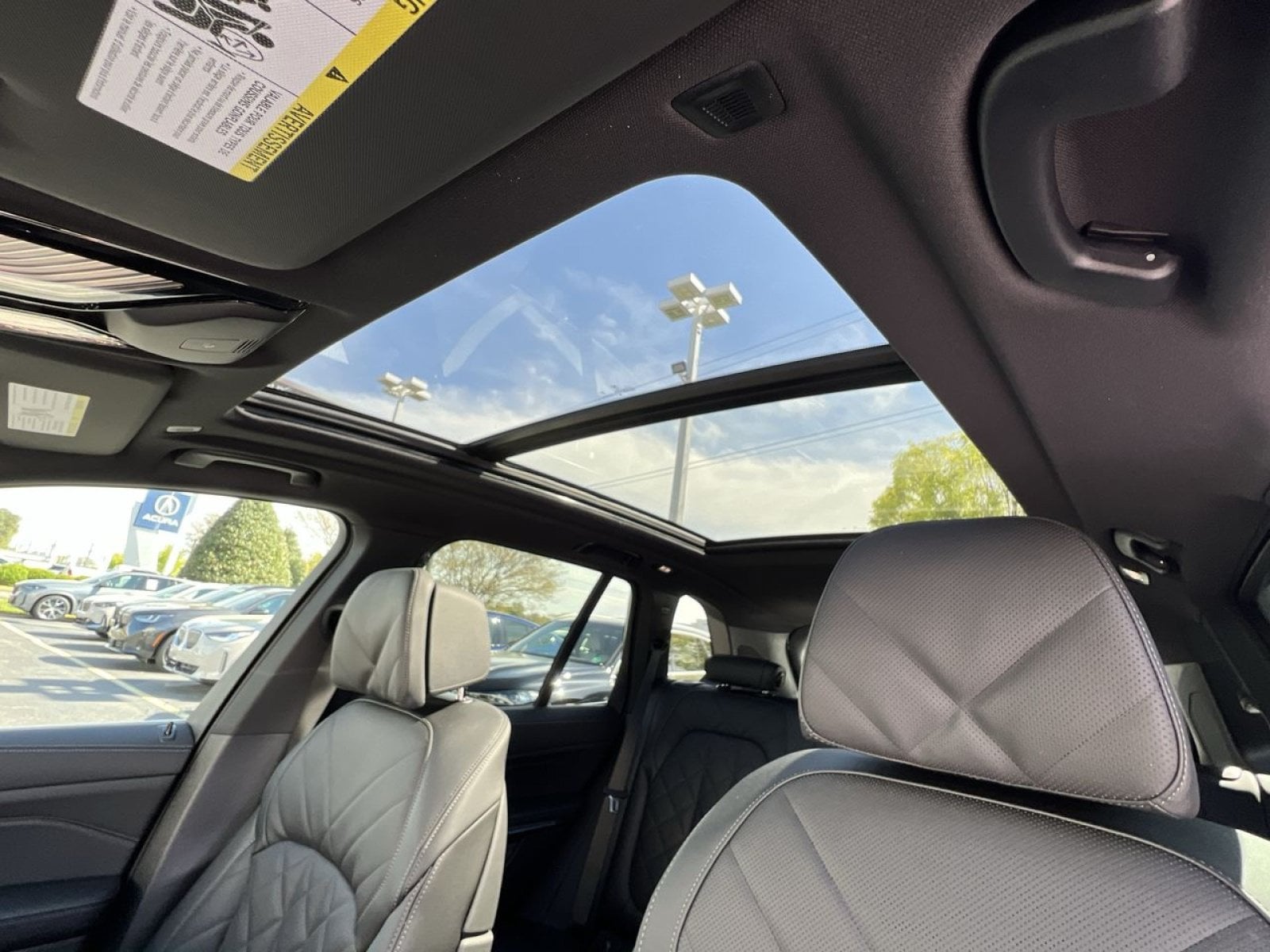 2026 BMW X5 50e - Photo 22
