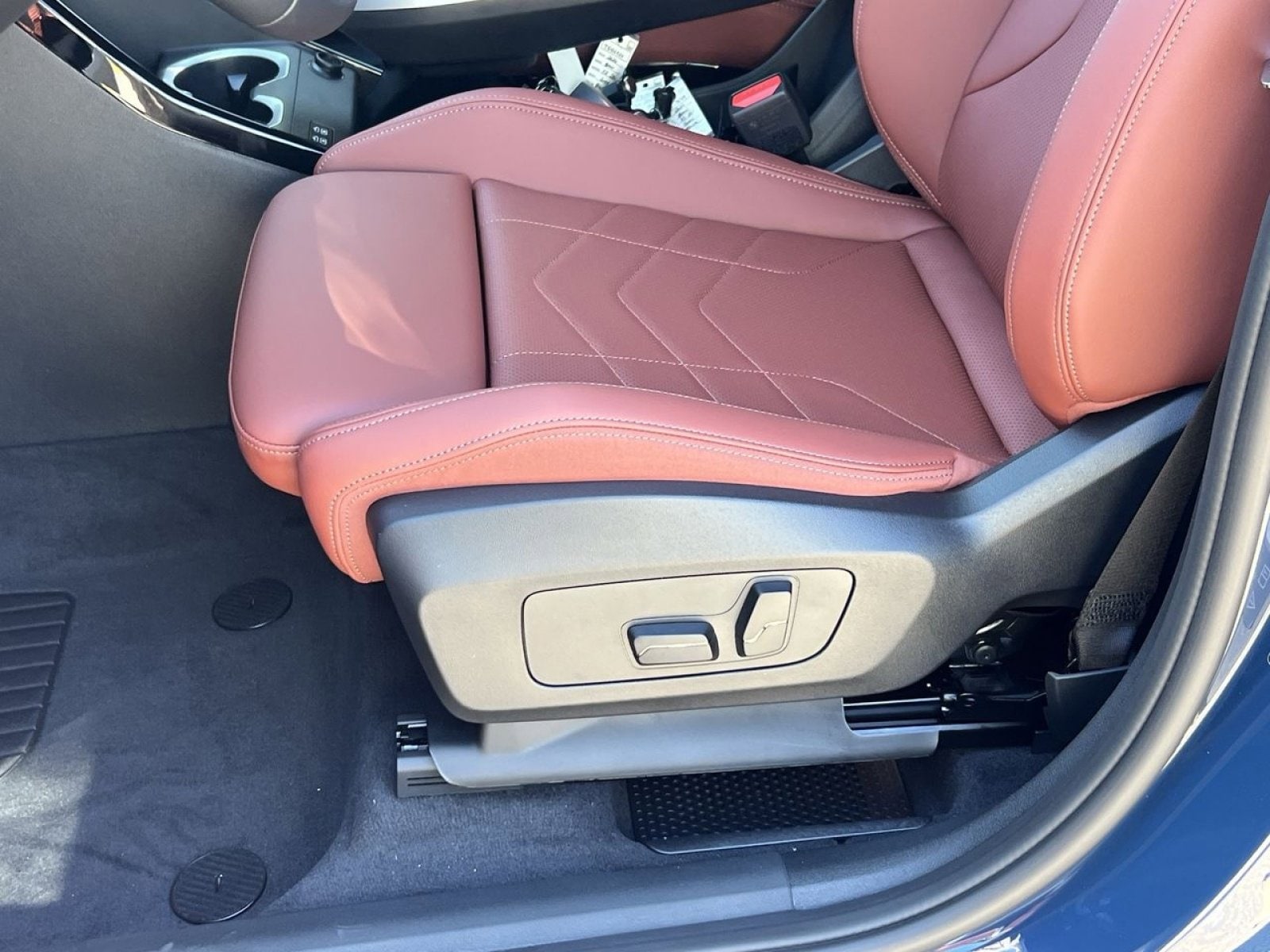 2026 BMW X1 28i - Photo 11