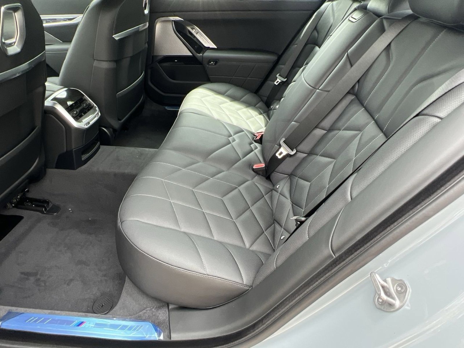 2025 BMW 7 Series 740i - Photo 22