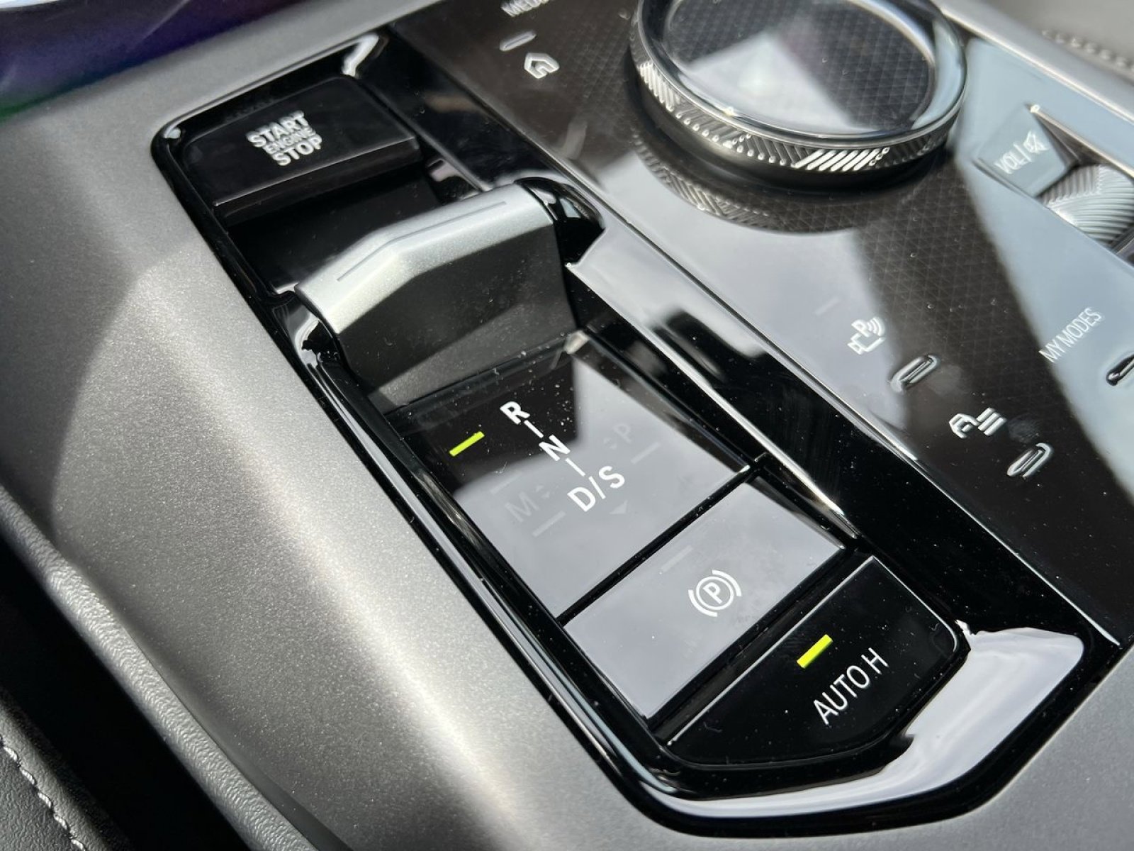 2026 BMW X3 30 - Photo 19