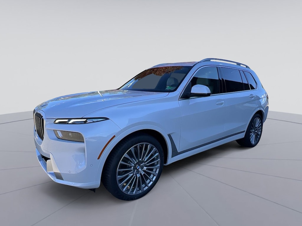 New 2026 BMW X7 xDrive40i SUV