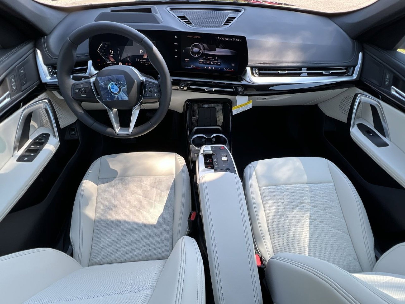 2026 BMW X1 28i - Photo 20