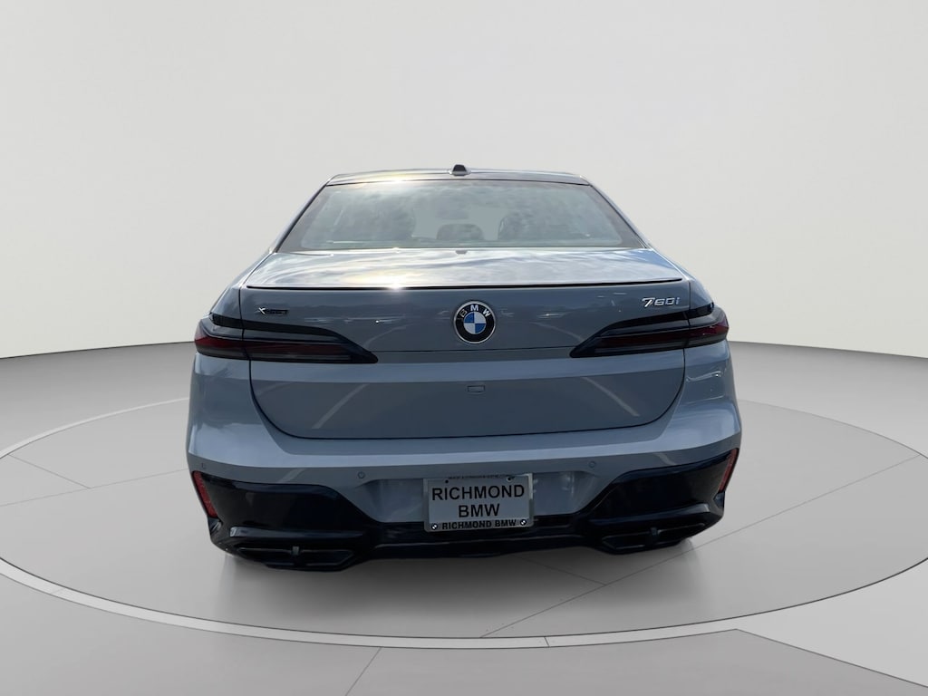 New 2026 BMW 760i xDrive Sedan