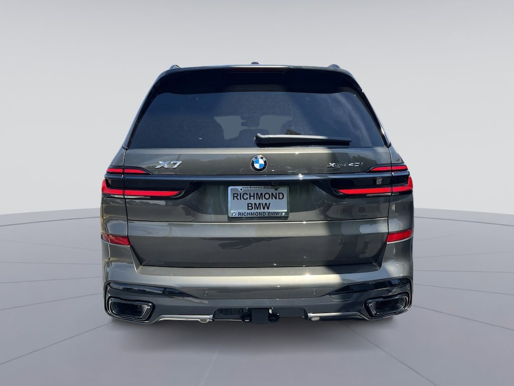 New 2027 BMW X7 xDrive40i SUV