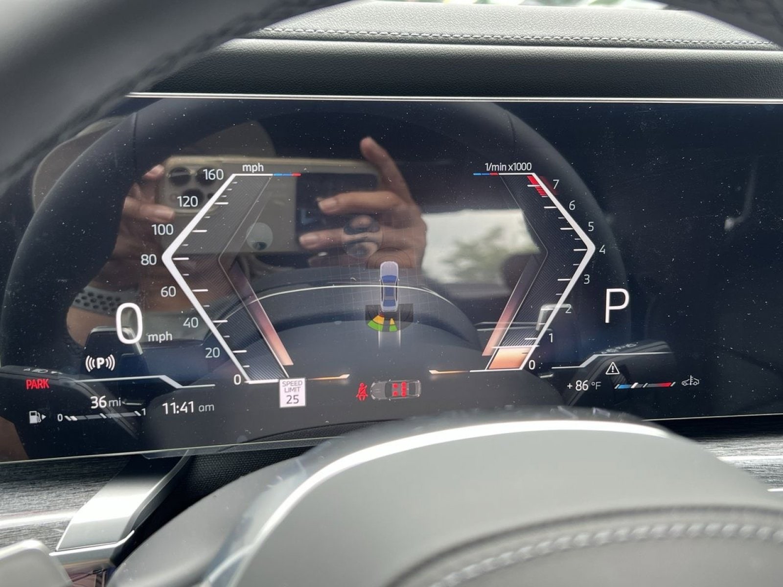 2025 BMW 7 Series 740i - Photo 14