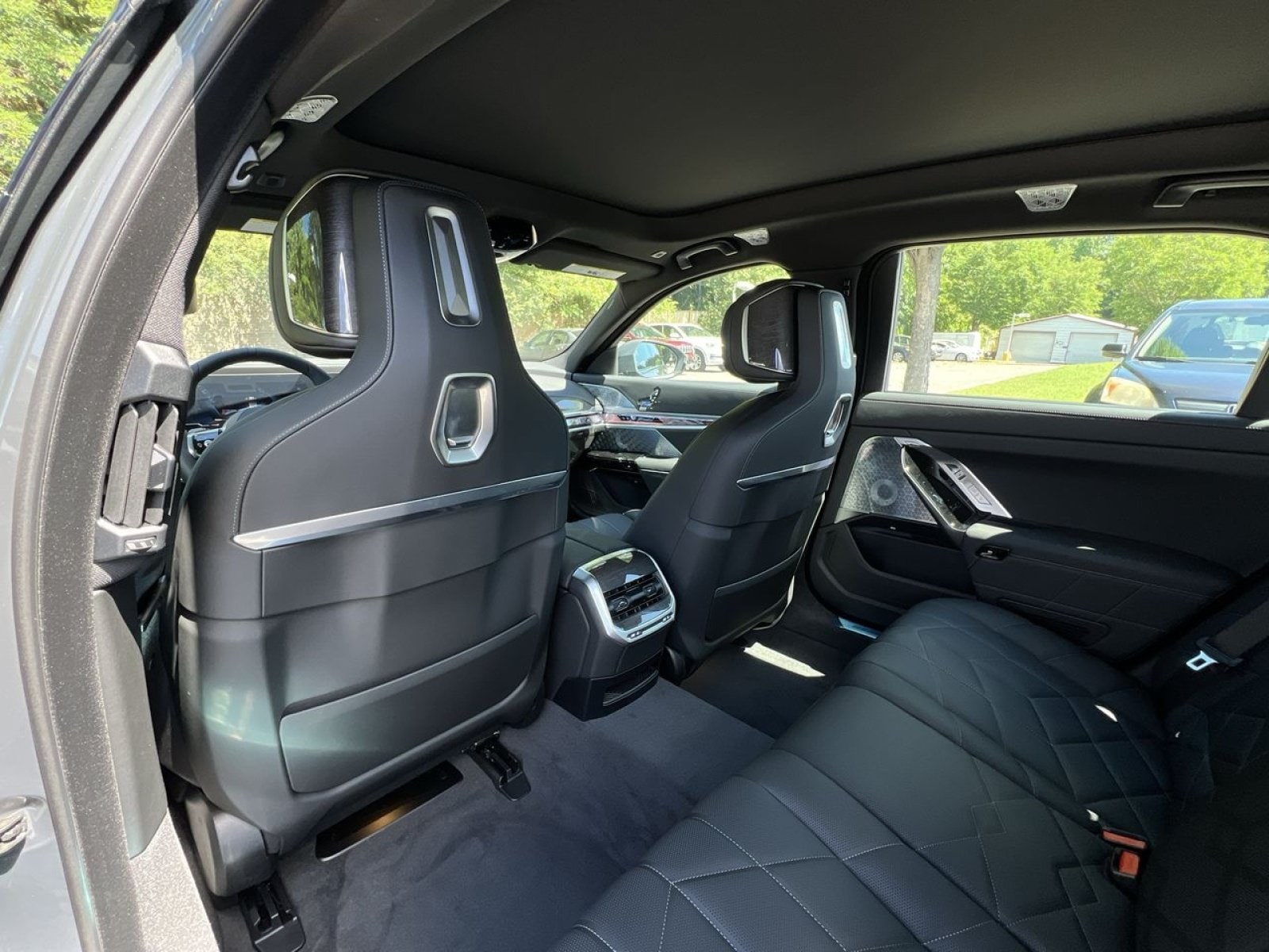 2026 BMW i7 60 - Photo 23