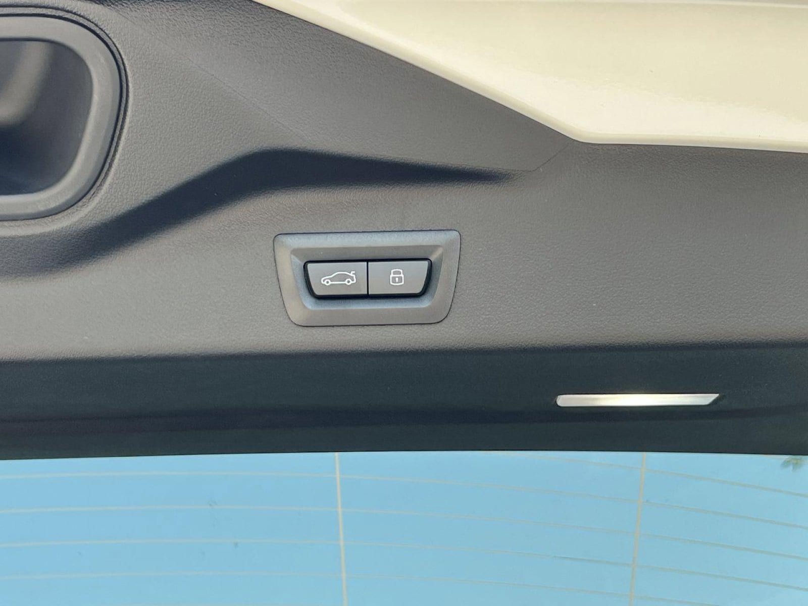 2026 BMW X5 50e - Photo 25